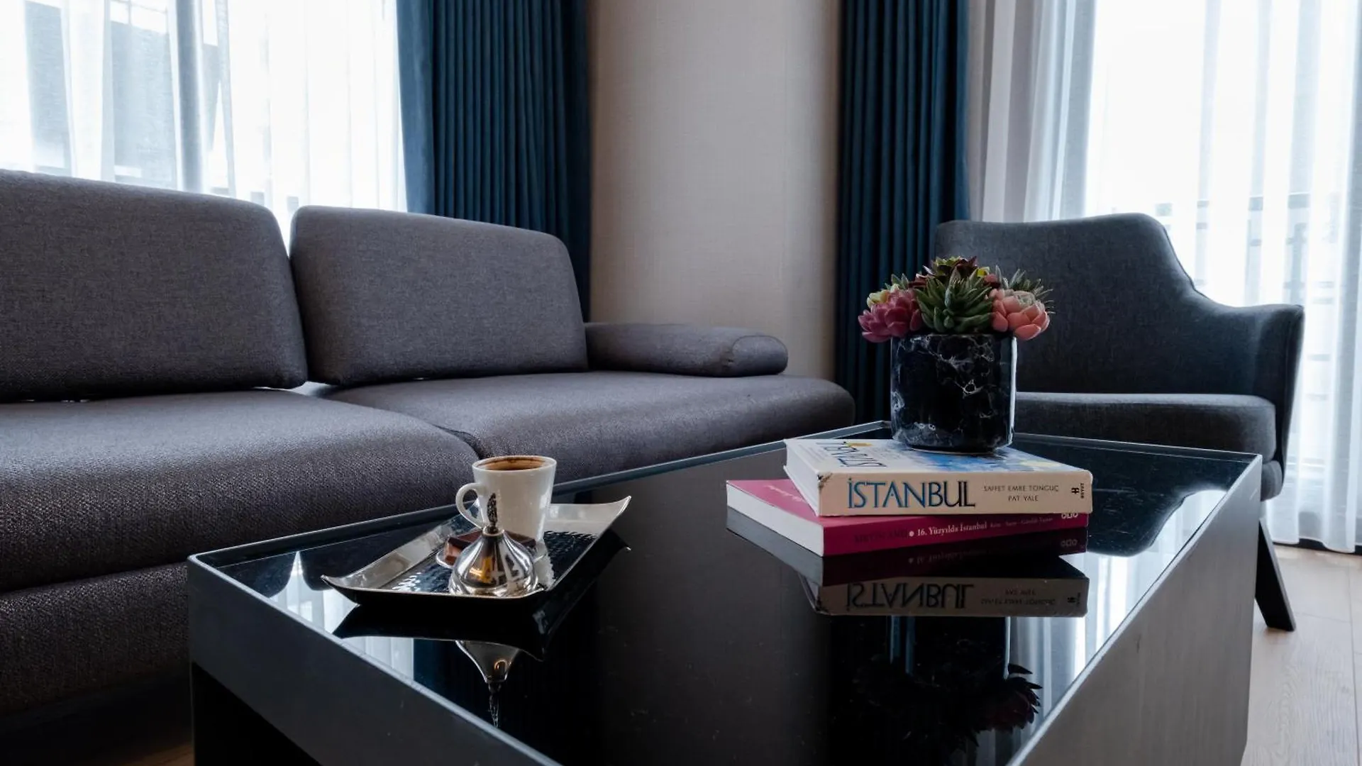The Row Suites Taksim Istanbul Hotel