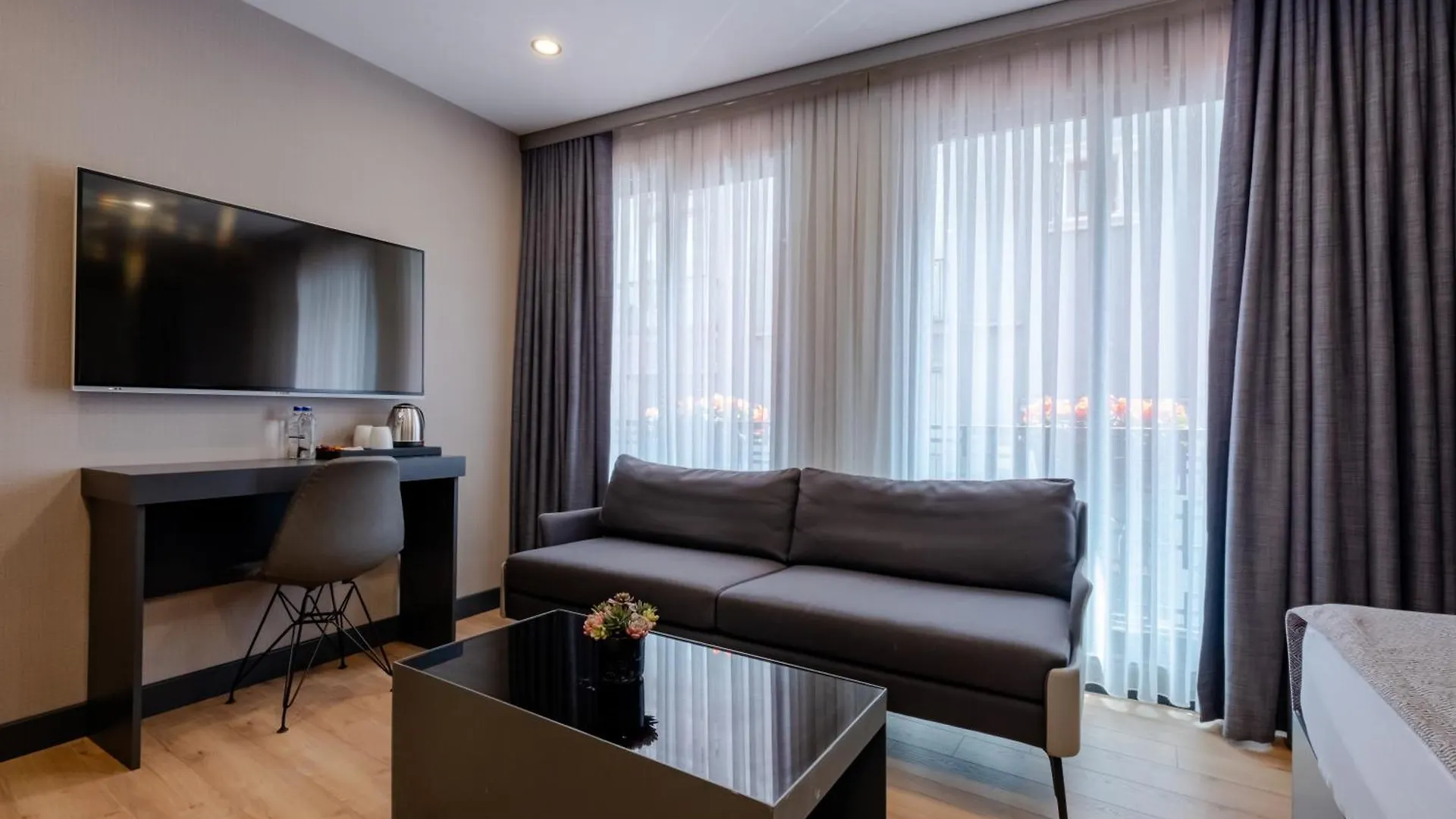 The Row Suites Taksim اسطنبول فندق